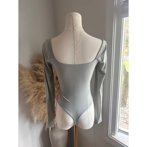Lululemon Wundermost Ultra Soft Square Neck Long Sleeve Bodysuit Small Jade Grey - Picture 8 of 10